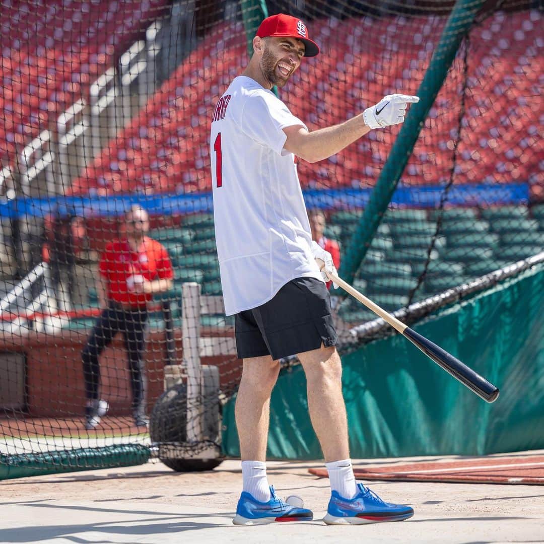セントルイス・カージナルスさんのインスタグラム写真 - (セントルイス・カージナルスInstagram)「Matt Turner was turning heads at batting practice! ⚽️💪」6月29日 3時29分 - cardinals