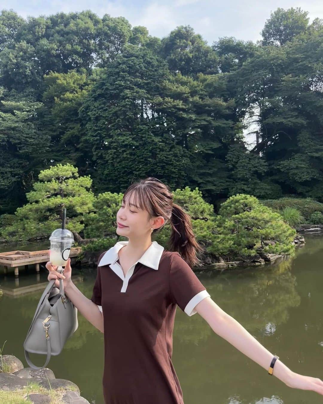 中野妃菜のインスタグラム：「お散歩🌱 #新宿御苑」