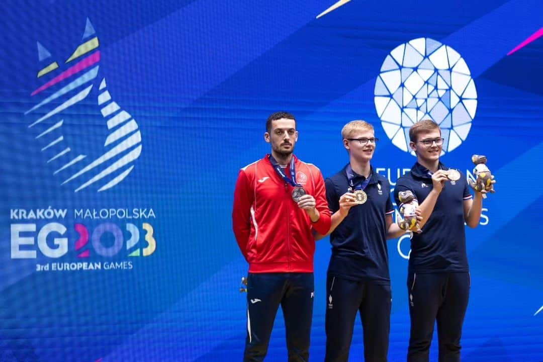 マルコス・フレイタスのインスタグラム：「Medalha de prata na prova individual nos Jogos da Europa. Foram 5 dias muito intensos e de muita luta, mas infelizmente não consegui trazer o ouro para Portugal, parabéns ao @felix.lebrun pelo título. Amanhã começa a prova de equipas e como sempre o objectivo é lutar pelas medalhas! Obrigado pelo apoio e "calor" que senti nestes dias. 🙌🏻🏓🇵🇹 @comiteolimpicoportugal @butterflyttofficial  / Silver medal in the singles event in the European Games. I had 5 intense days with a lot of fighting and sweating but unfortunatly I couldn't close in the final and take the gold, congrats to @felix.lebrun for the title. Tomorrow starts the team event and as always the goal is to fight for the medals! Thank you for the support I felt during these days. 🙌🏻🏓🇵🇹」