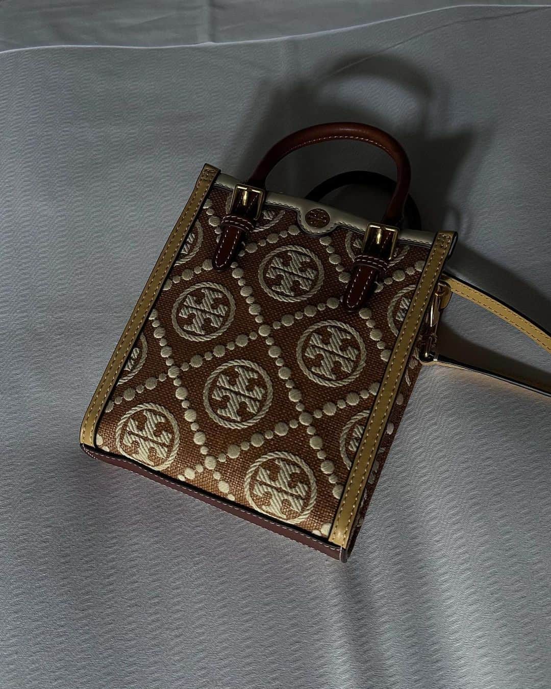 ベレン・ロドリゲスのインスタグラム：「@toryburch 😊」