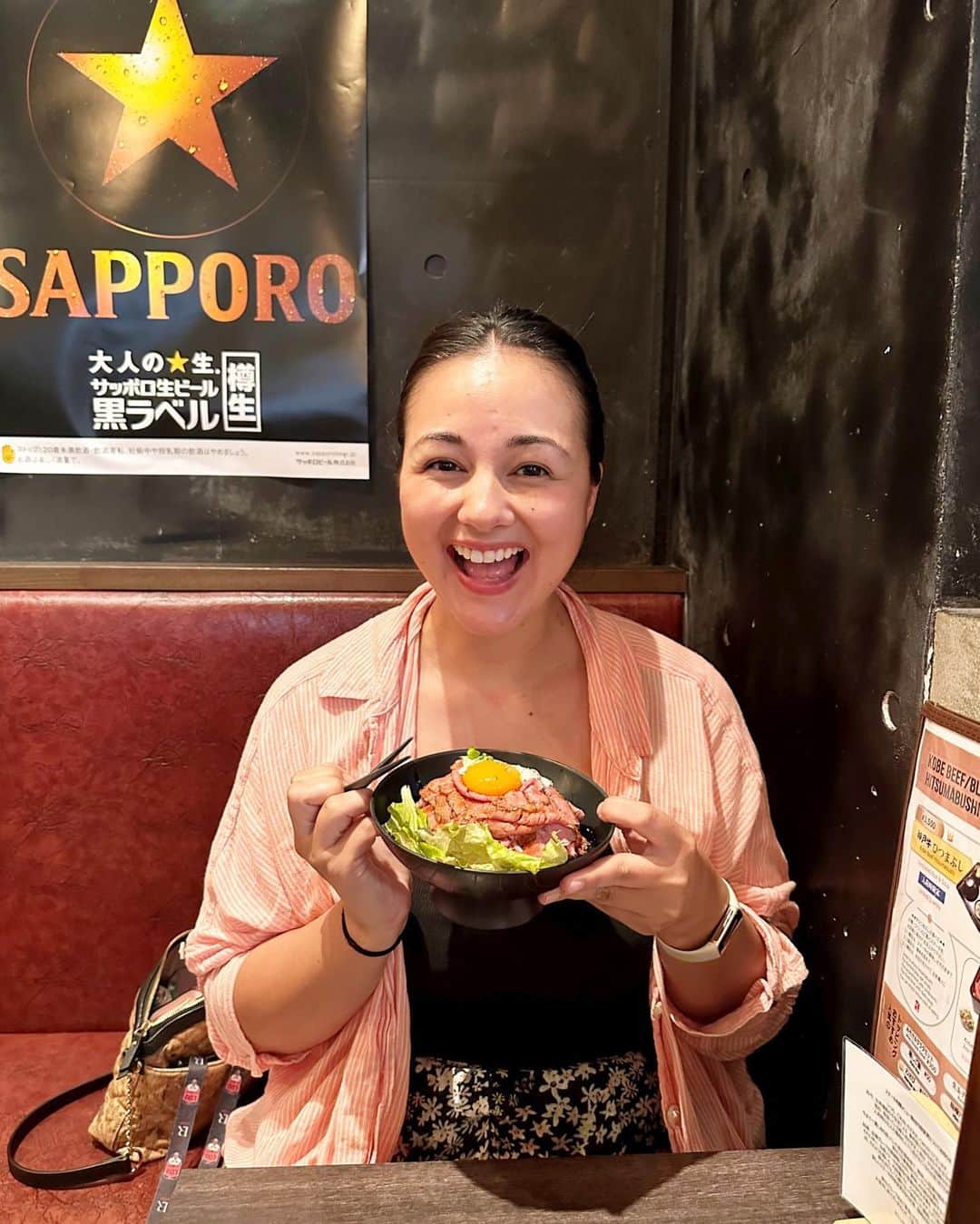 エリナ シルカのインスタグラム：「最高に美味しかったローストビーフ丼🐮 @redrockhakata」