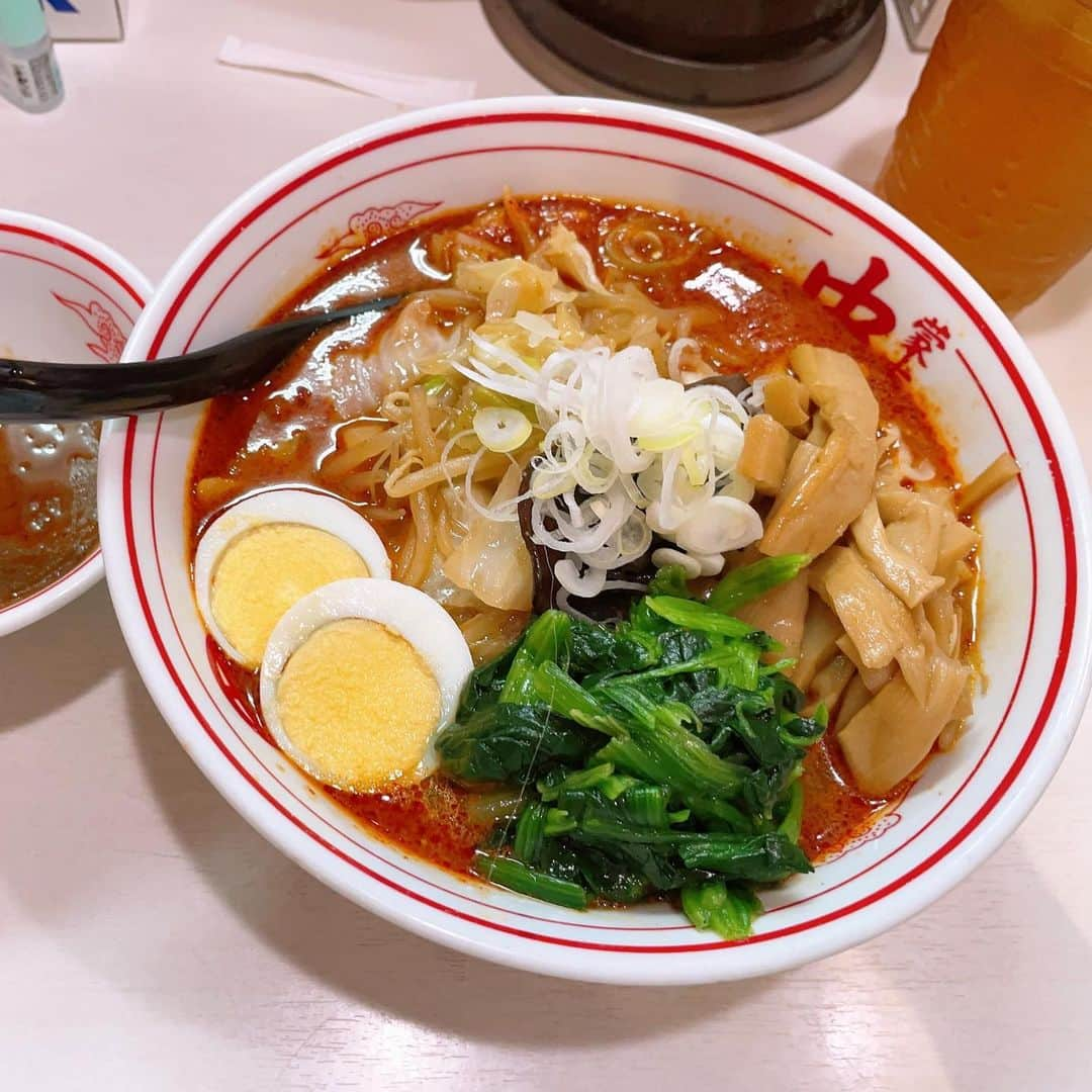 お茶の水うらんさんのインスタグラム写真 - (お茶の水うらんInstagram)「北極辛さ3倍を食べてきました( •̥ ᴗ •̥ )  最近辛さ感覚おかしくなって 3倍でも余裕になってしまった  次は5倍いきます💕  #蒙古タンメン中本 #北極3倍 #中本 #激辛 #激辛ラーメン  #激辛グルメ #noodle#御徒町 #okachimachi  #ueno #らーめん #らーめん大好き  #らーめん女子  #🍜」6月28日 20時26分 - uran_alcoholic