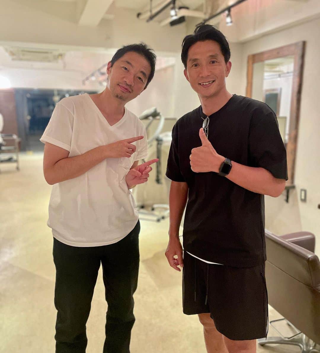 福西崇史さんのインスタグラム写真 - (福西崇史Instagram)「. NICE cut💇 . 髪を切るとスッキリして、 気持ちいいね〜💈 . いつもありがとう😊 . #rima #表参道 #美容院 #カリスマ #ヘッドスパも最高 #寝落ち #福西崇史 #ポートレートおじさん」6月28日 20時28分 - takashi_fukunishi