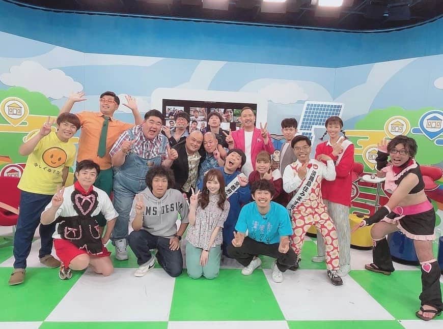 小山英機さんのインスタグラム写真 - (小山英機Instagram)「. 「Cheeky's a GoGo!」最終回にスタジオゲストで呼んでいただきました🗾🌈🗼 楽しすぎたんで、是非とも見逃し配信で見て欲しいです！ あっという間だった1年3ヶ月、本当にありがとうございました🙇🏻 終わってからは、トータルテンボス藤田さんと飲ませて頂き、家に泊めて頂き、次の日はトータルさんのYouTubeにも出させて頂きました✨ 最強最高の二日間でした！！(寝起き1秒で藤田さんの朝勃ち見さされた事以外は)」6月28日 20時42分 - monkoya13