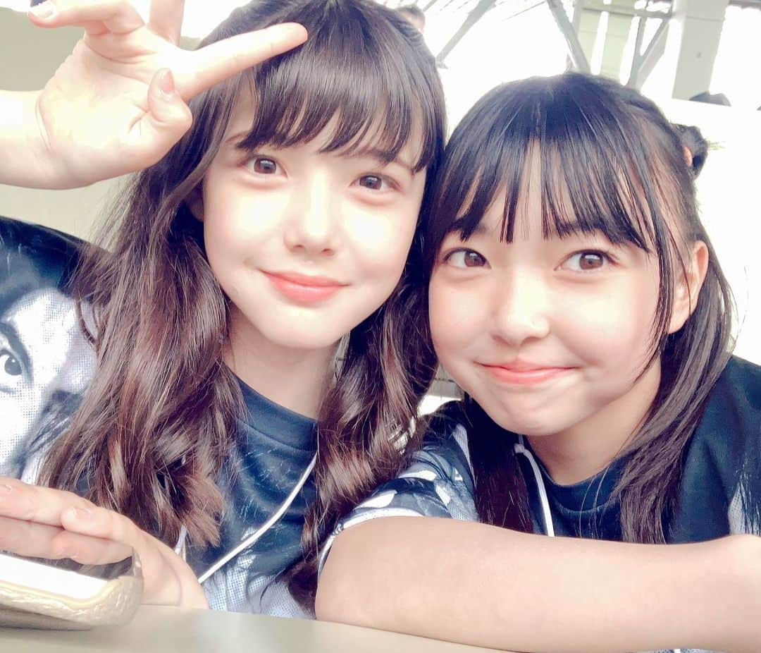 松尾そのまさんのインスタグラム写真 - (松尾そのまInstagram)「With ルナ @luna.arai0628   13歳おめでとー👏  あっ、 この写真はJリーグのイベントの時⚽️ Jリーグ✖︎天てれ30周年の再放送が 来週7/5(水)にあるよ〜  天才てれびくんは 月曜から木曜日午後5時35分〜 みてねー👋  #ルナ #新井琉月 #おもろい #大好き #松尾そのま #13 #中1  #中学生 #avex  #avexmanagement #エイベックス  #子役 #キッズモデル #kidsmodel  #ジュニアモデル #てれび戦士 #天才てれびくん #天てれ #30周年 #nhk #eテレ #見逃し配信 #nhkプラス #535  #自分らしく #楽しく #笑顔  #がんばります　#感謝 #ありがとう」6月28日 20時53分 - sonopy526