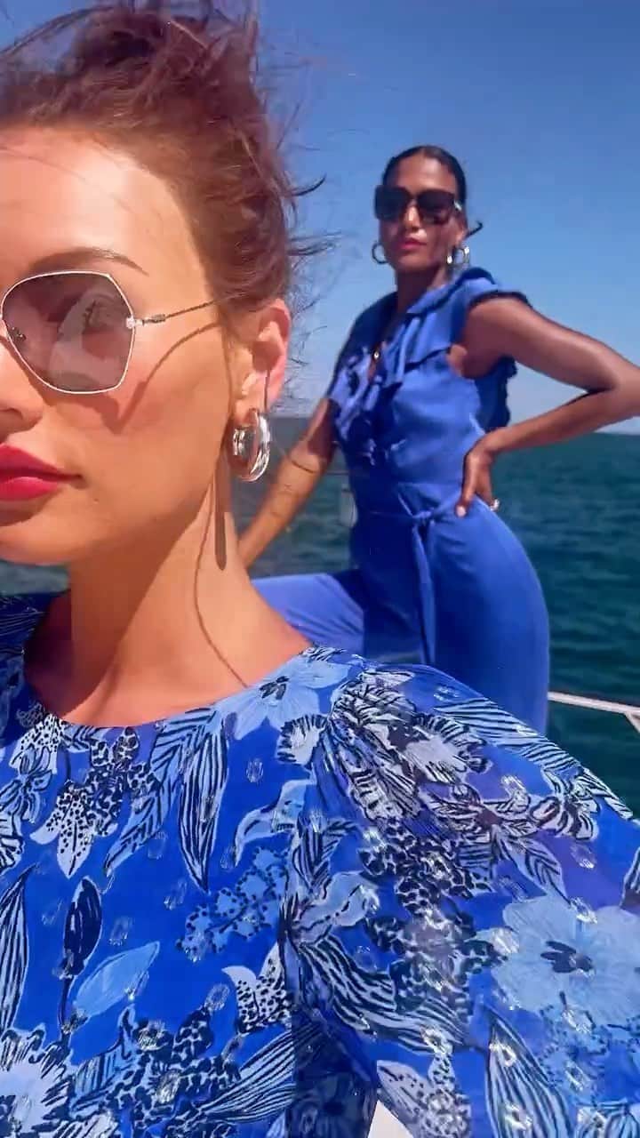 ベン・ワッツのインスタグラム：「Awesome day one ☝️ wiv @lillypulitzer team in Miami 4th July warm up @arlenissosa @kaileyhsu @anariz1 @moizalladina @eriknswain @frvnce @veronicagarrote @gabrielle_livingstone @brynnthere @hgproducers #summer #goodvibes #benwatts #bts」