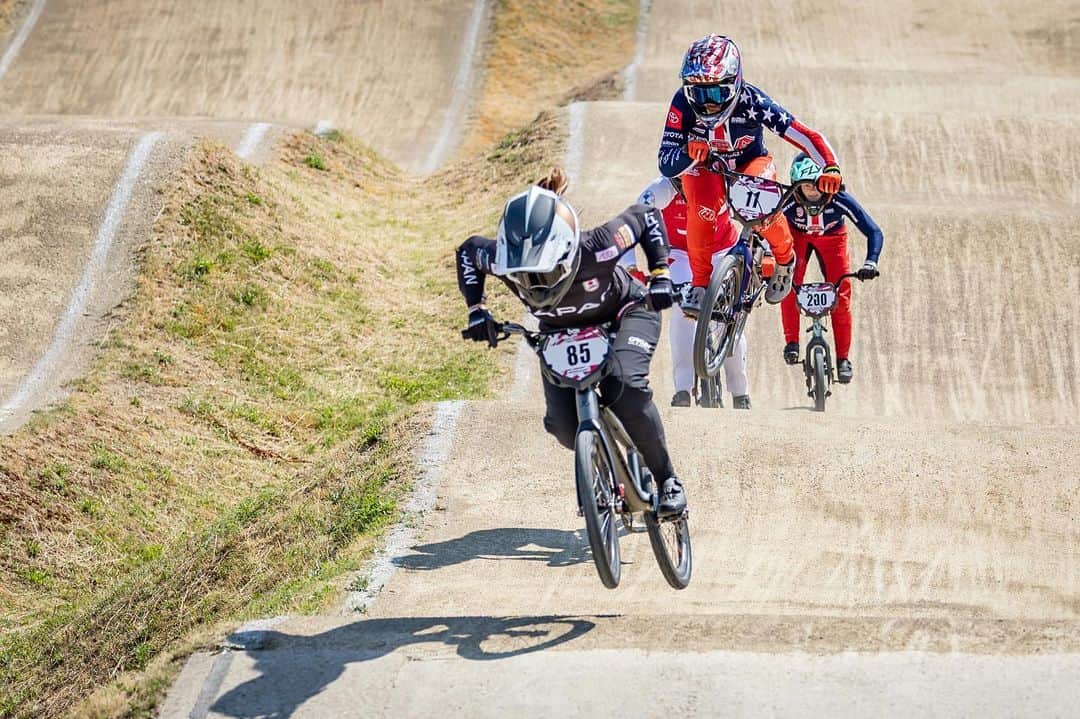 畠山紗英のインスタグラム：「World Cup Round 3 & 4🇳🇱 Made another final at World Cup! Unfortunately I crashed on day 1 but it was a good weekend overall!  ワールドカップ第3、4戦は、1日目転倒、2日目決勝8位でした！今回のレースでは、自分の成長が見られたので、いい週末でした！  今週末には、全日本選手権があるので楽しみたいと思います！  📸 @navadanet」