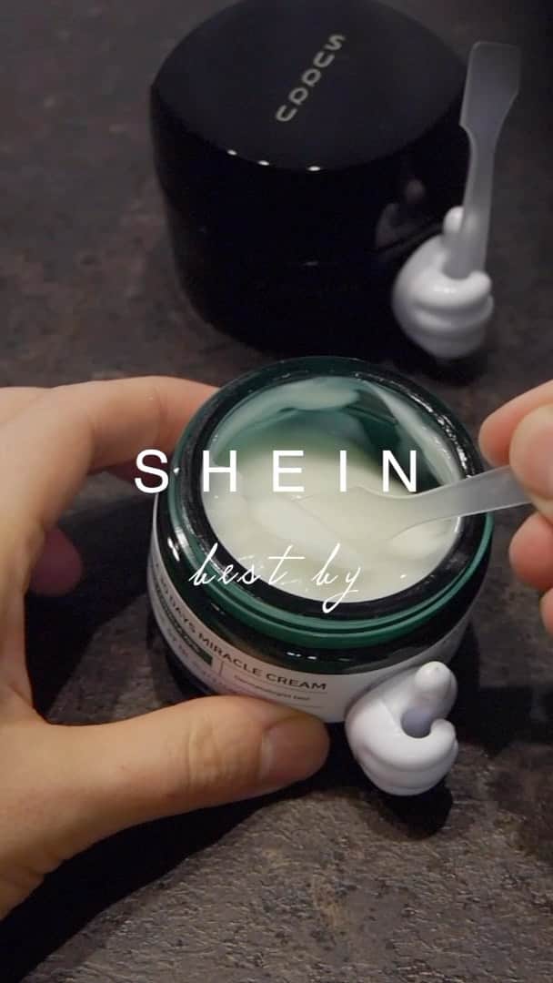 橋本奈実のインスタグラム：「【SHEINで絶対買うべき3選】便利グッズ編！！ありそうでなかった‼️✨#SHEIN #シーイン購入品」