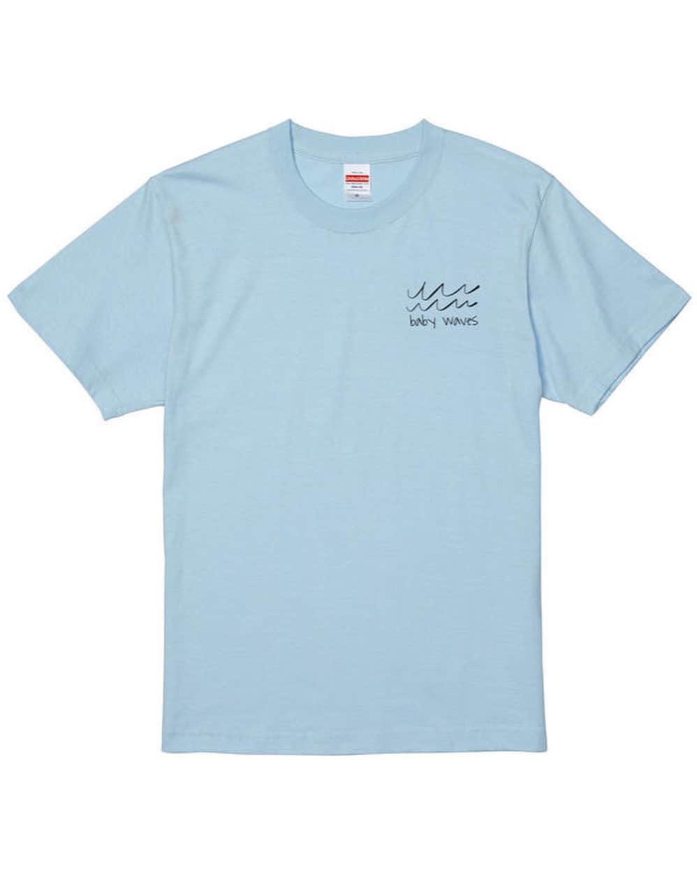 YURIKAさんのインスタグラム写真 - (YURIKAInstagram)「🤍🤍🤍🤍  ありがたいことに @eastwoodswear 様と コラボTシャツ販売中です💞  だいすきなハワイで撮った写真を プリントしてもらいました🌈  color:  white/light blue/natural size: S~XL 販売期間: 6/24〜7/8  Tシャツ🍍 https://eastwoodswear.com/items/6493aaa0979394002bb18ae6  ロンT🍍 https://eastwoodswear.com/items/6493ab3023e190002c5482ca  #期間限定販売 #Tシャツ #ロンT #オリジナルTシャツ #ハワイ #ワイキキ #ワイキキビーチ #ビーチ #海 #コラボTシャツ #tshirts #tshirtdesign #Hawaii #goodvibesonly #lifeisliketheocean #beach #sea #genic_hawaii #hawaiistagram #hawaiilife #beachgirl #japanesegirl #swimwear #travel #yuritabi_hawaii」6月28日 21時47分 - yurika__baby