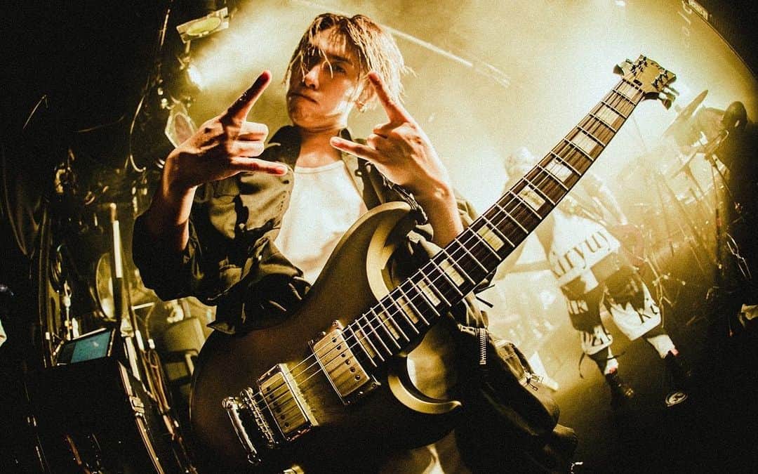 のインスタグラム：「“RE:ADMISSION” LIVE HOUSE TOUR 2023 at 千葉LOOK  Photos by @yamada_mphoto   #coldrain  #SWEETSIXTEEN」