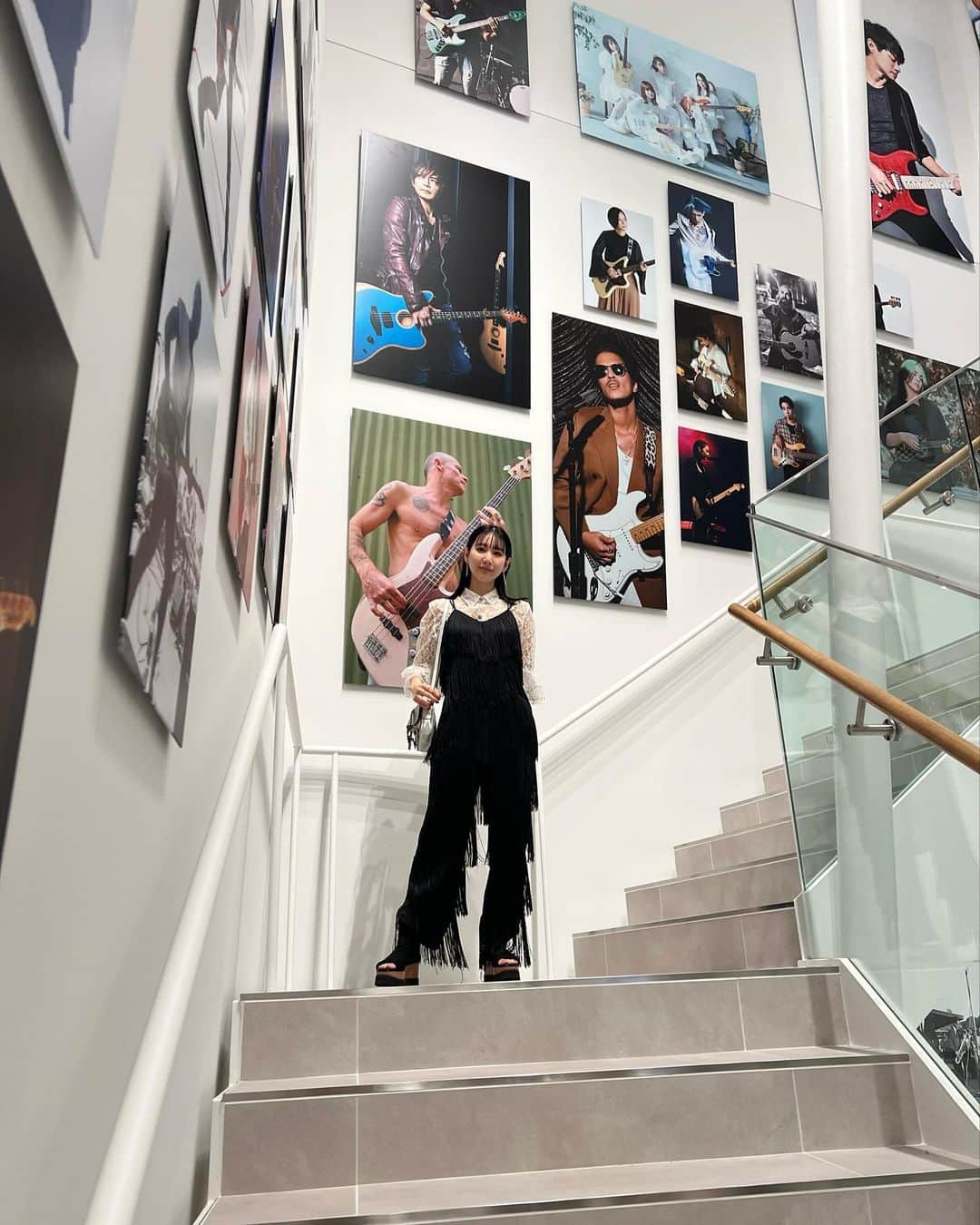 TOMOMIのインスタグラム：「Fender Flagship Tokyo」