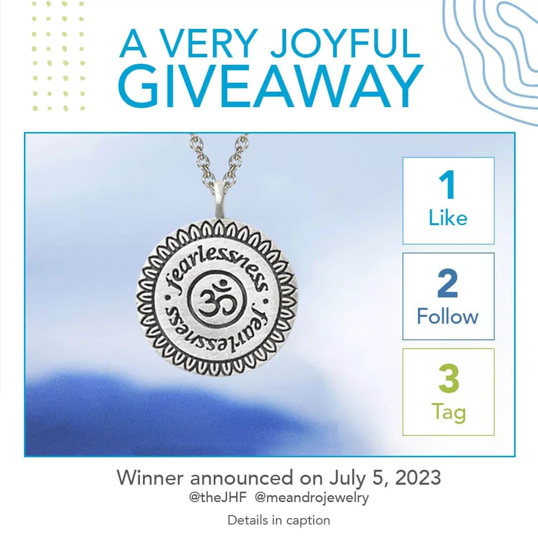 ミーアンドローのインスタグラム：「We want to celebrate you and thank you for all your support for @theJHF over the years with a Giveaway of 3 Silver Fearlessness Necklaces!   How to enter: 💙 Follow @meandrojewelry and @theJHF 💚  Tag a friend in the comments (both of you will be entered to win!) 💙 Spread the word  💚  Winners will be selected on July 5th   #joyfulheartfoundation #theJHF  #meandrojewelry #survivor #endthebacklog #giveaway」