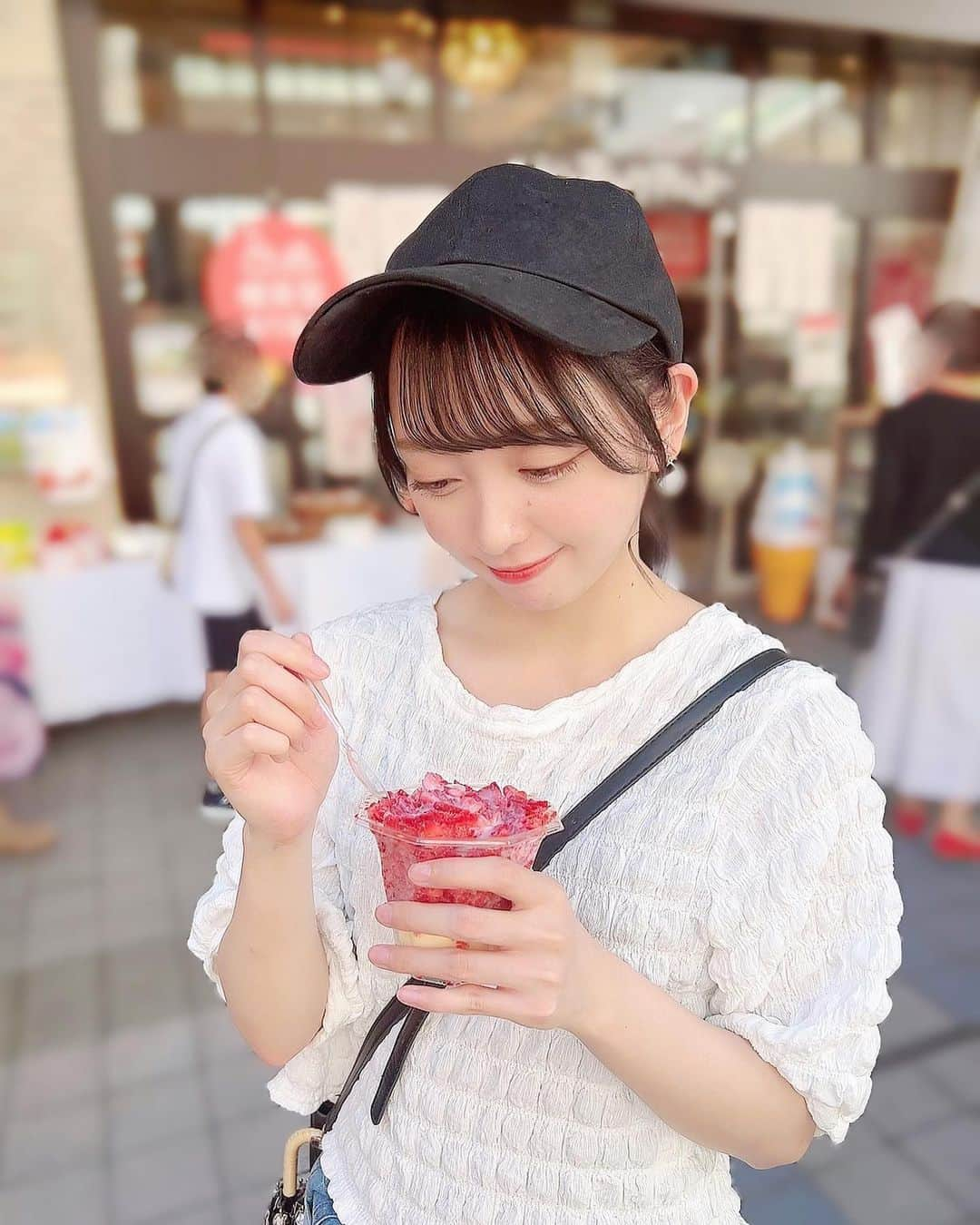 石田みなみのインスタグラム：「⁡ けずりいちご🍓🤍」