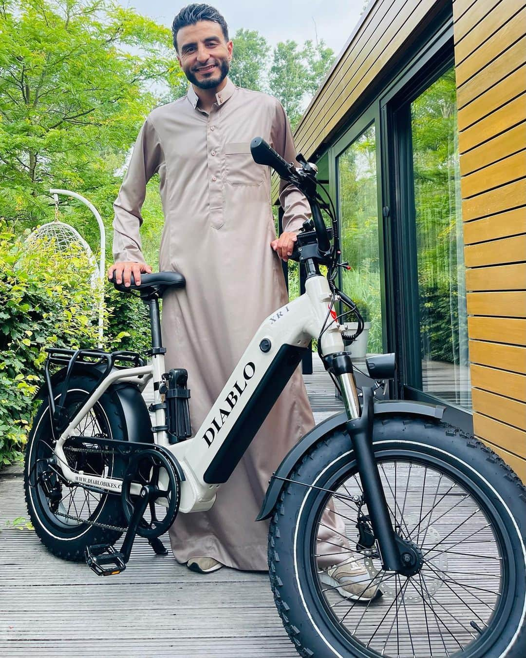 TOUZANI TVさんのインスタグラム写真 - (TOUZANI TVInstagram)「GIVEAWAY😱❗️Maak kans op deze bike 🚲 door deze drie stappen te volgen.  1 volg @diablobikes_official  2 like deze post  3 tag 2 vrienden  3EIDKOEM MUBARRAK❣️」6月28日 22時31分 - touzanitv