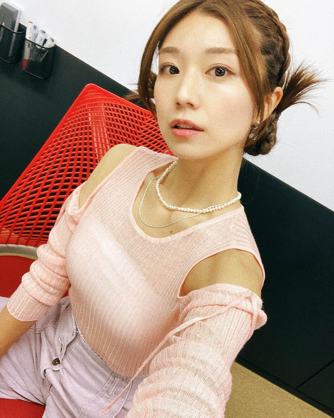 藤木由貴さんのインスタグラム写真 - (藤木由貴Instagram)「生放送ありがとうございました✨ 本日のヘアメイク⚡️🏖️🍉 . アーカイブでも観れるので見逃しちゃった方は是非。 . #千年戦争アイギス #summer #水着 #ケンキョ #藤木由貴 #10周年 #anniversary #ヘアアレンジ #ニコニコ生放送 #youtube」6月28日 22時48分 - yuki.grm