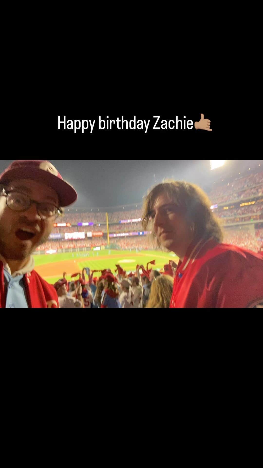 エイモス・リーのインスタグラム