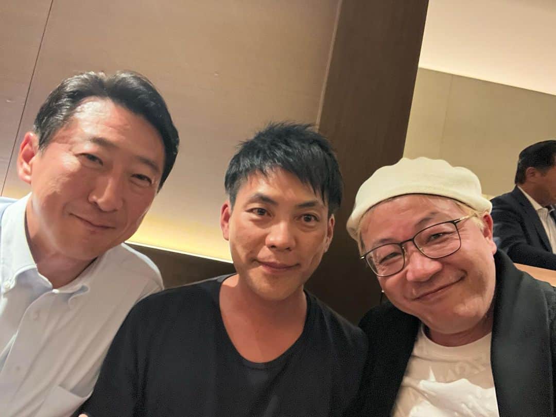 のインスタグラム：「日本文化さいこー！ 前田社長、重松さん、水野社長、今日は最高のミーティングでした！ありがとうございました😊 4月は重松ツアー宜しくお願い致します🙇‍♀️ 日本を元気に！ #前田建設 #OMA#重松象平 #辻口博啓」