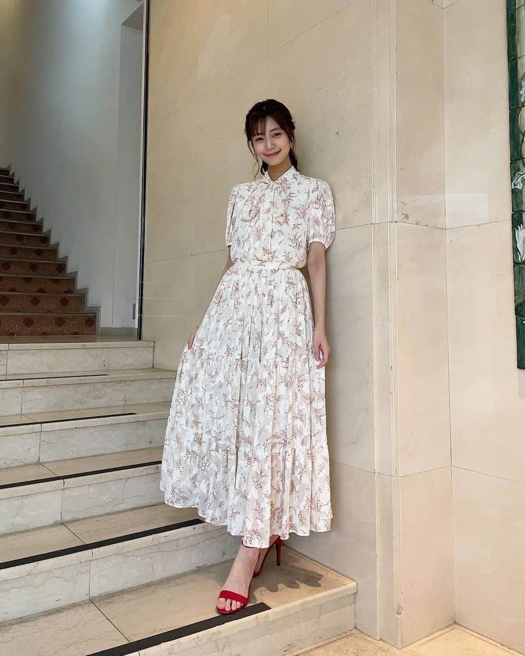 杉浦みずきのインスタグラム：「. こんばんは🌙 最近の衣装久しぶりに〜👗 タグ付けしてます🫶  #モニフラ #東京インフォメーション」