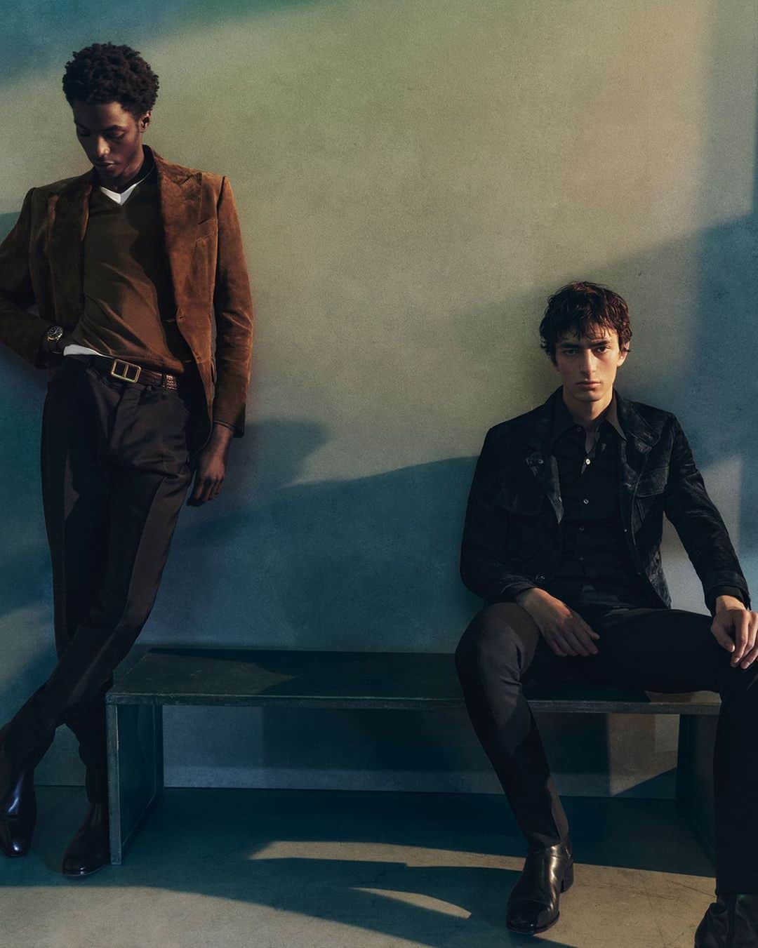 トムフォードのインスタグラム：「INTRODUCING THE PRE-FALL ‘23 COLLECTION.   NOW AVAILABLE ON TOMFORD.COM   #TOMFORD」