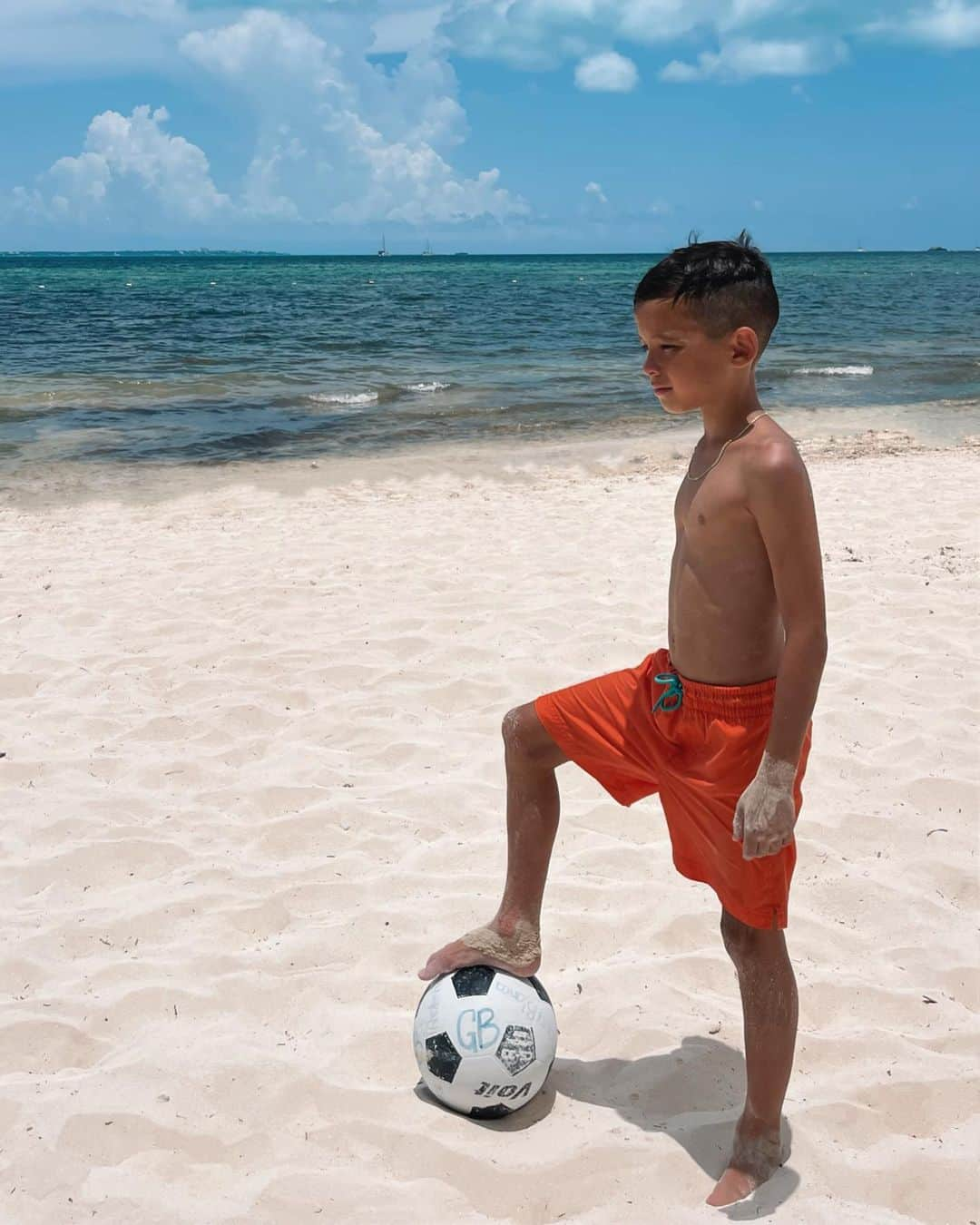 サラ・ステージさんのインスタグラム写真 - (サラ・ステージInstagram)「Sometimes you just need to get away 🇲🇽🌴🥥🐚 @garzablanca.cancun」6月28日 23時50分 - sarahstage