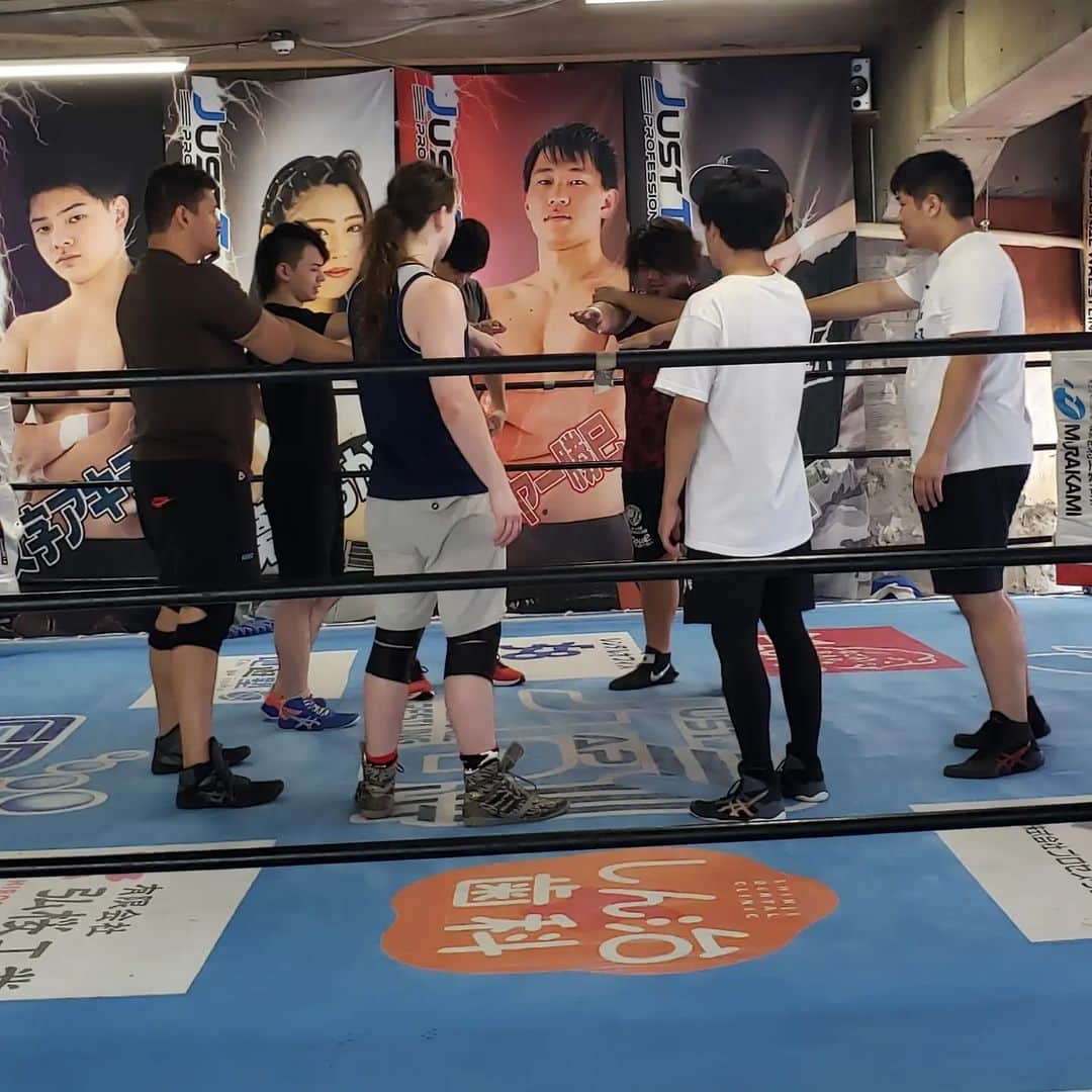 TAKAみちのくのインスタグラム：「Recently, foreigners from overseas come to practice at the dojo.  Who wants to be a wrestler.  Those who want to improve their skills.  If you are interested, please contact me.  There is also a dormitory, so you can stay for a long time. #pw_jto」