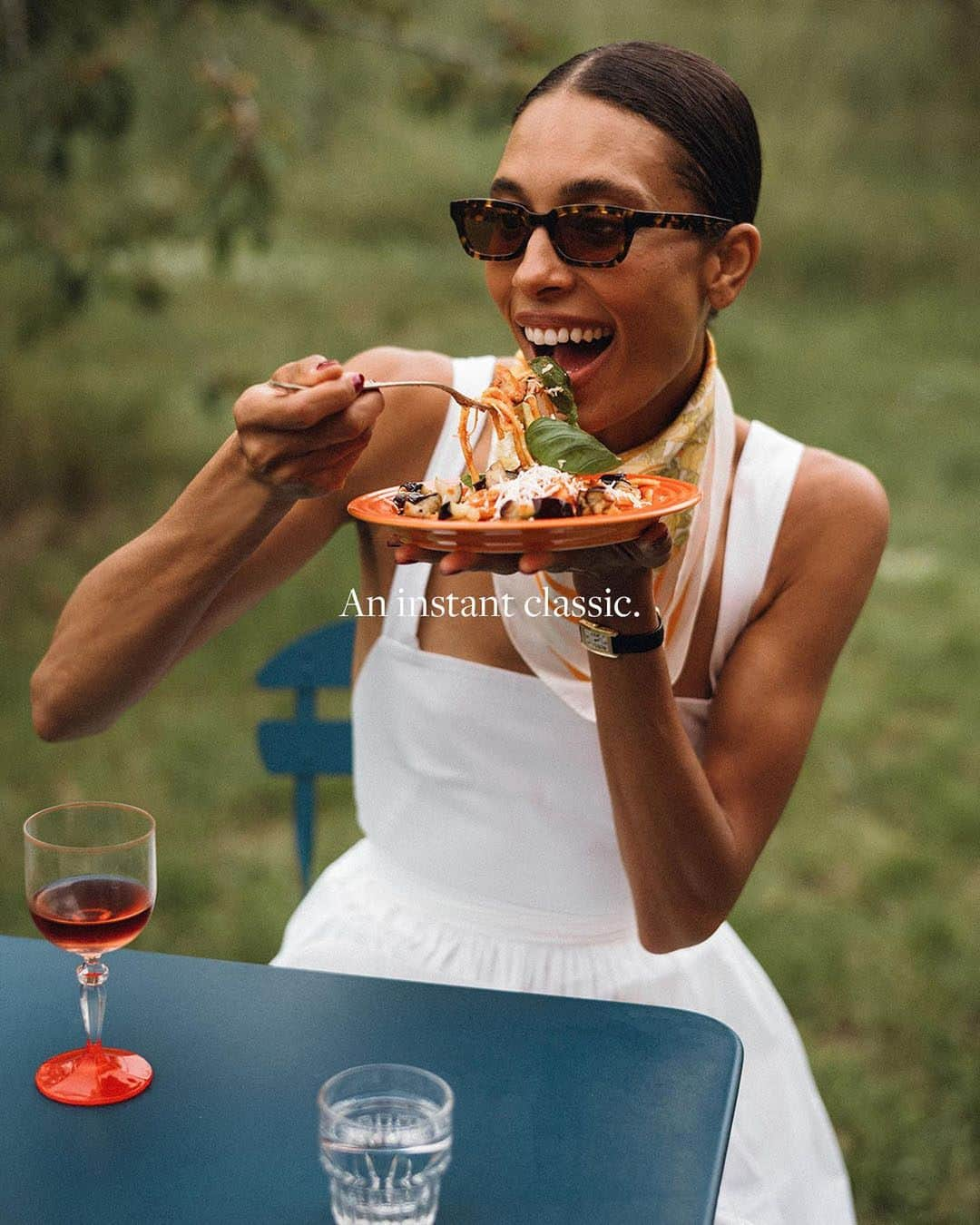 ジェイクルーさんのインスタグラム写真 - (ジェイクルーInstagram)「SICILY TRAVEL NOTES | A trip to Italy isn’t complete without a cooking lesson from the locals… Enter @casalawa, a residence and kitchen on the slopes of Mt. Etna (Europe’s largest active volcano), where a Sicilian woman named Loredana taught us how to make pasta alla Norma, a traditional dish with eggplant, tomato sauce and ricotta salata.   The crew: @olympiamarie @abimarvel @chrissyford @theindiaedit @jen_wonders @katcollings  @lizzyhadfield @nikkiogun @nuriaval @sabinasocol @tylynnnguyen  Photographed by @lucylaucht」6月29日 0時02分 - jcrew