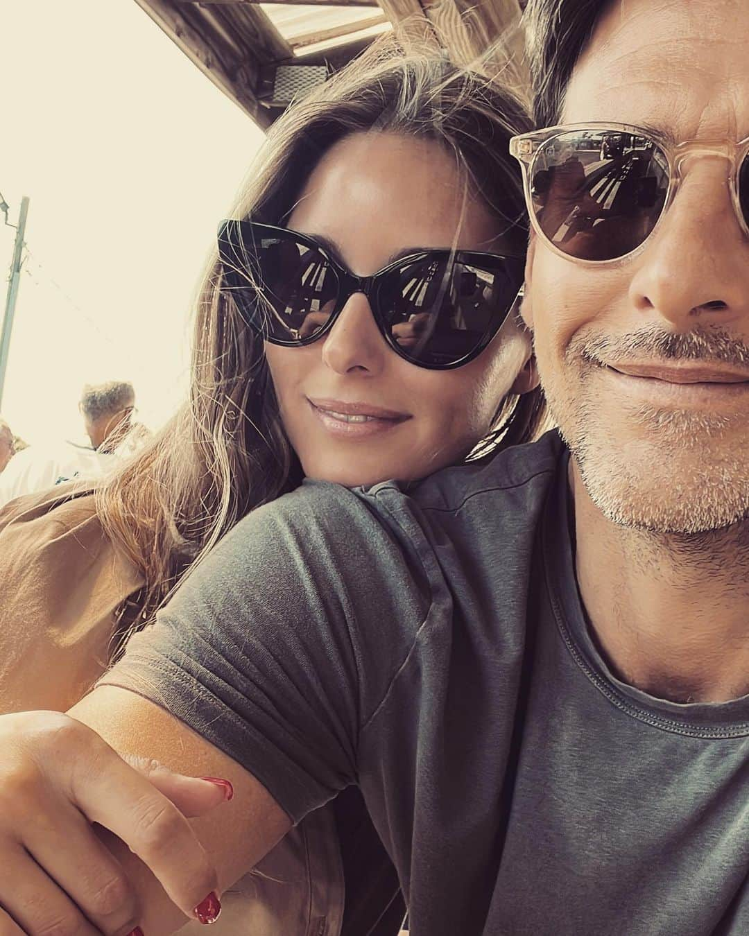 ヨハネス・ヒューブルのインスタグラム：「Happy wedding anniversary, my forever one and only ⭐️ @oliviapalermo」