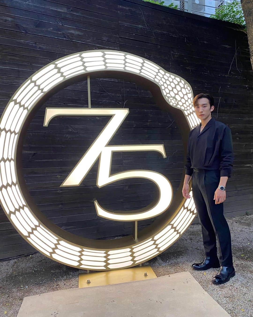 イ・サンイのインスタグラム：「🐍75」