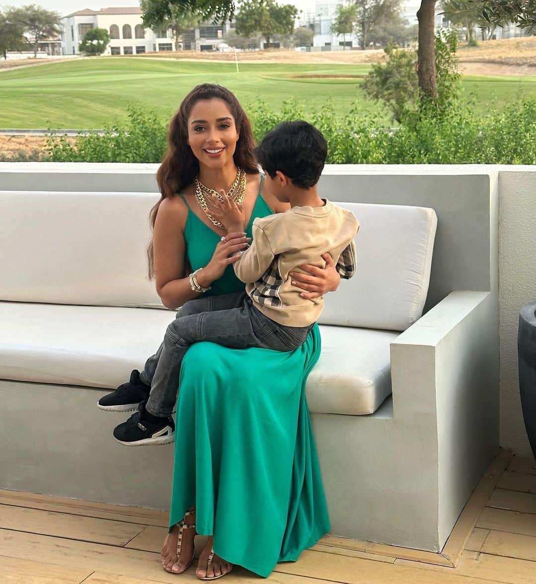 Balqees Ahmed Fathiさんのインスタグラム写真 - (Balqees Ahmed FathiInstagram)「I dunno about you guys but this is my Eid ❤️😍 he is my Eid #Turki   كل عام وانتم بالف خير وأضحى مبارك ❤️」6月29日 0時10分 - balqeesfathi