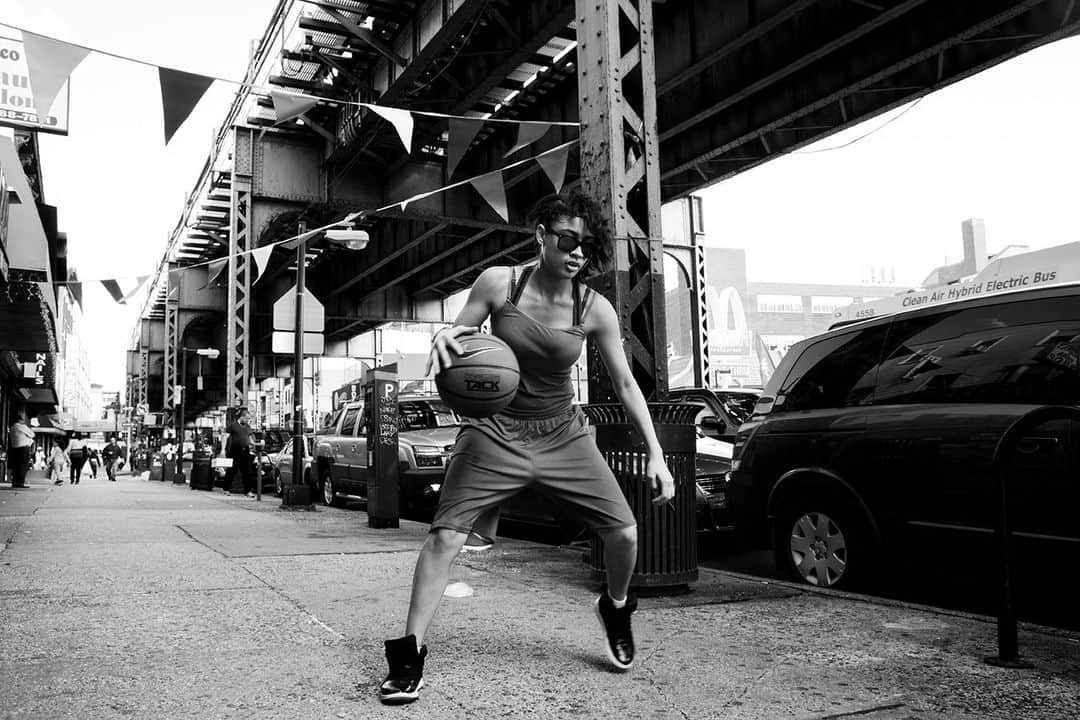 CANON USAさんのインスタグラム写真 - (CANON USAInstagram)「Photo by #CanonExplorerOfLight @krisannejohnson: "A young woman plays basketball on Broadway near Whipple Street, next to the elevated JMZ subway line in Brooklyn, New York. I spent one year as a Photo Urbanism Fellow with Design Trust for Public Space (@designtrustnyc) documenting life under and around the elevated infrastructure of NYC. The city has nearly 700 miles of elevated infrastructure for cars, trucks, and trains."  📸 #Canon EOS 5D Mark II Lens: EF 28mm f/1.8 USM」6月29日 0時11分 - canonusa