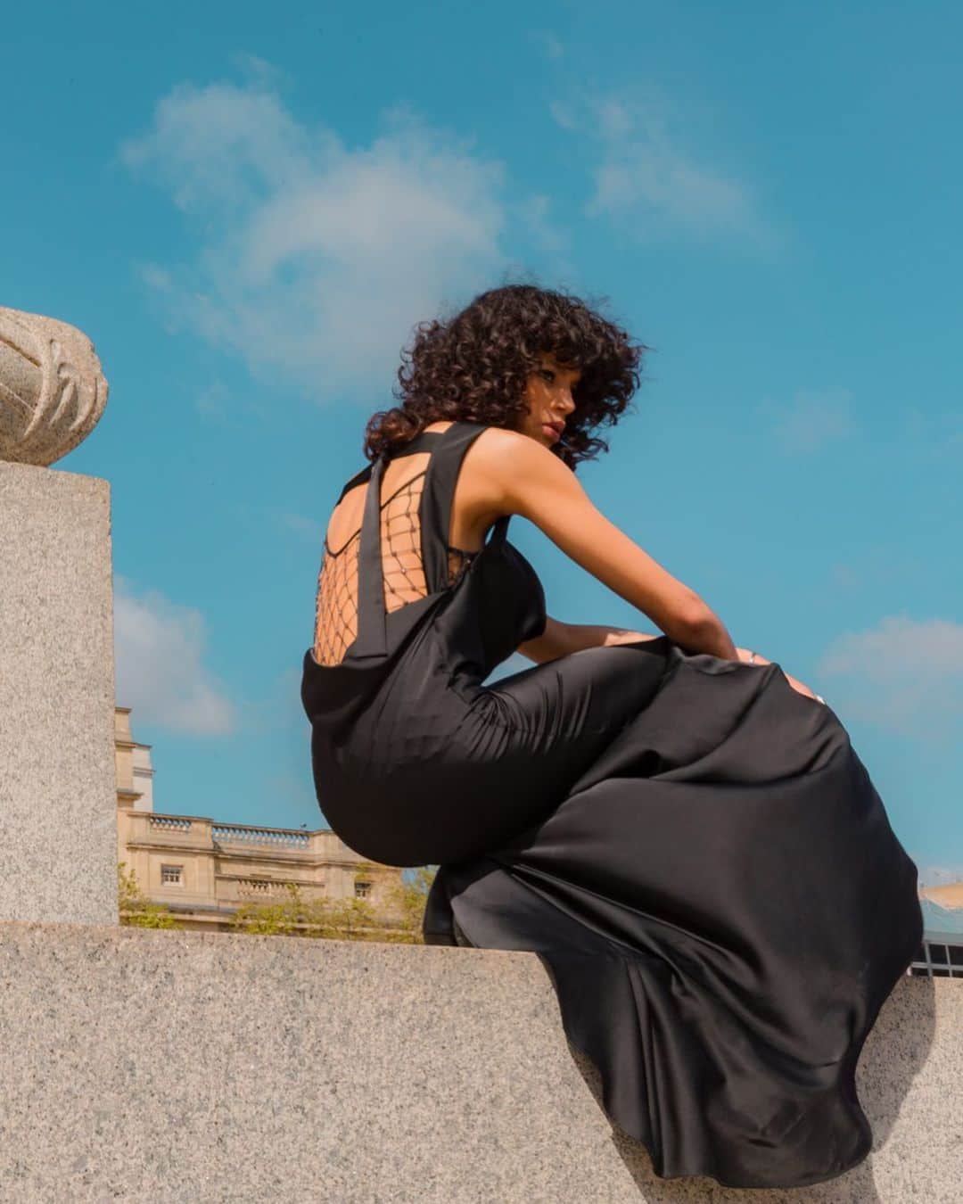トップショップのインスタグラム：「Sat-in. See what we did there?  The premium satin dress with buckle detail [129054380]」