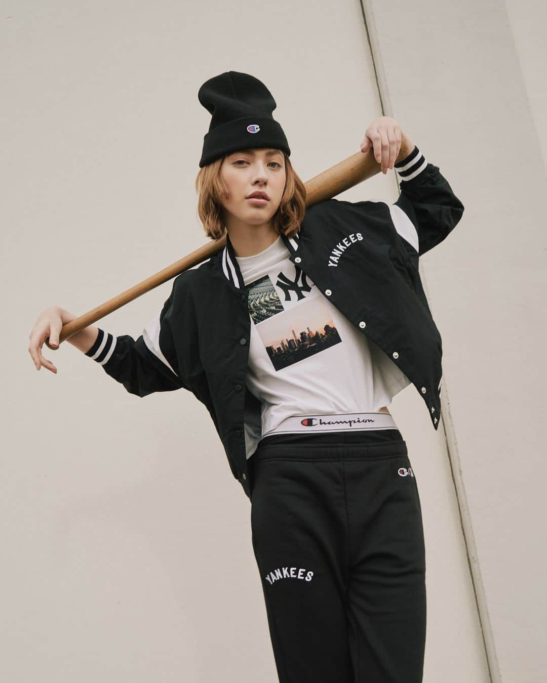 Champion EUのインスタグラム：「Take a swing at our new MLB collection, available now.」