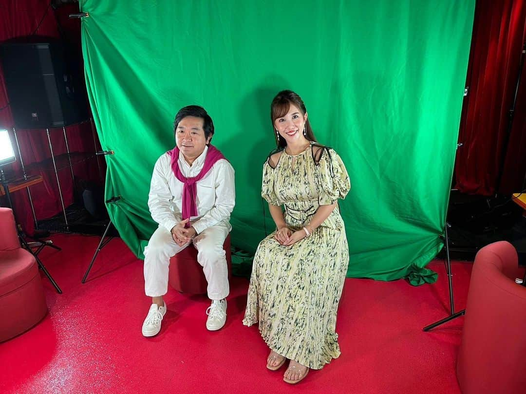 小石田純一さんのインスタグラム写真 - (小石田純一Instagram)「YouTube「ハリウッドへの道〜ペラペラ英会話」の撮影でした。ちょっとずつですが英語力が上がってきてる気がします。  #ハリウッドへの道ペラペラ英会話  #英会話YouTube #mayu先生  #英会話講師  #小石田純一 #お笑い芸人 #ものまね芸人」6月29日 13時00分 - koishida.trendy