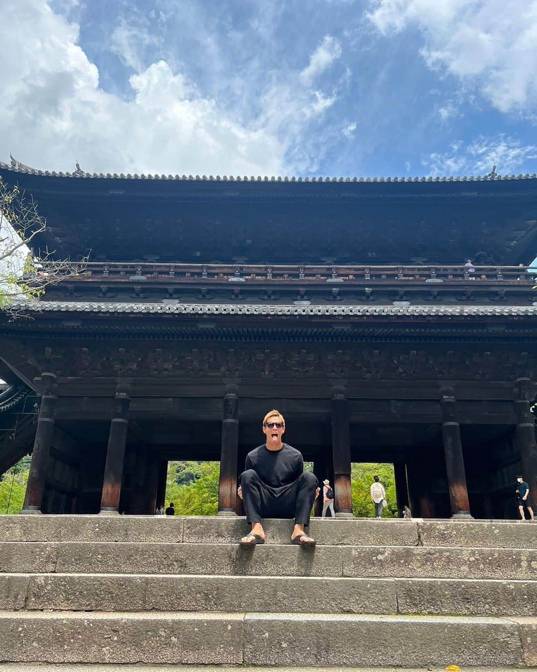 本田圭佑さんのインスタグラム写真 - (本田圭佑Instagram)「Walk around Kyoto! It's already summer☀️」6月29日 13時31分 - keisukehonda