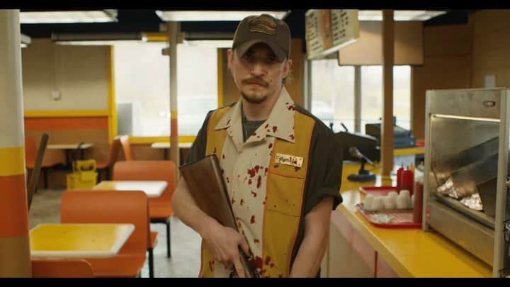 カイル・ガルナーのインスタグラム：「The passenger is coming from @blumhouse @mgmplus  This one is truly wild. 😈😈😈. I had a blast working with @carterbedloesmith @johnnyberchtold @lizaweil @jlaurendowney I can’t wait for you all to see it. Until then here’s the trailer. 😈😈😈#horror #scary #horrormovie #scarymovie #movienight #blumhouse #mgm #mgmplus #crazy #fun #horrormovies #scarymovies」
