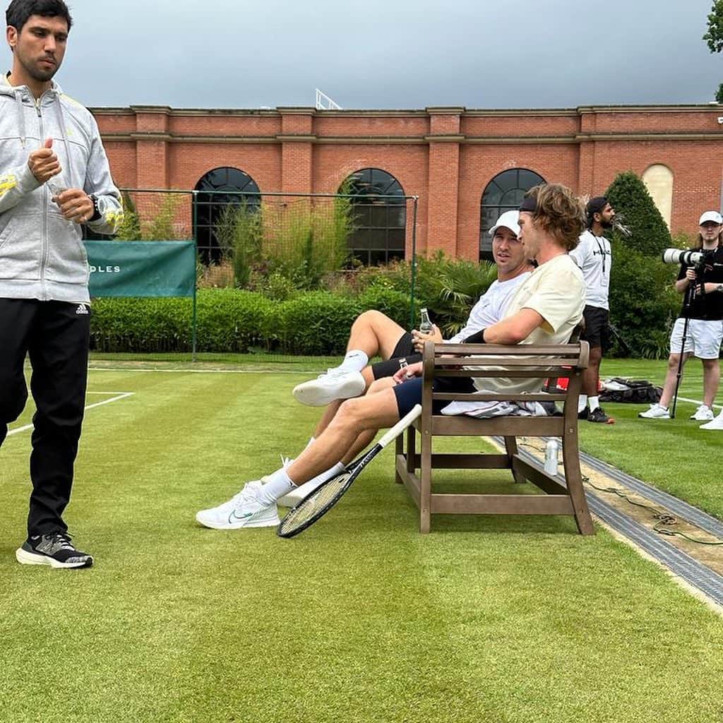 ドゥシャン・ラヨビッチのインスタグラム：「Stoked to be here @theboodlestennis」