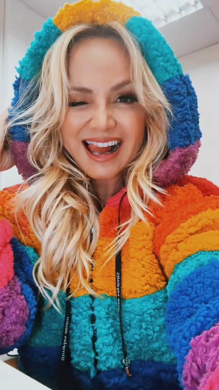 Eliana Michaelichin Bezerraのインスタグラム：「🌈」