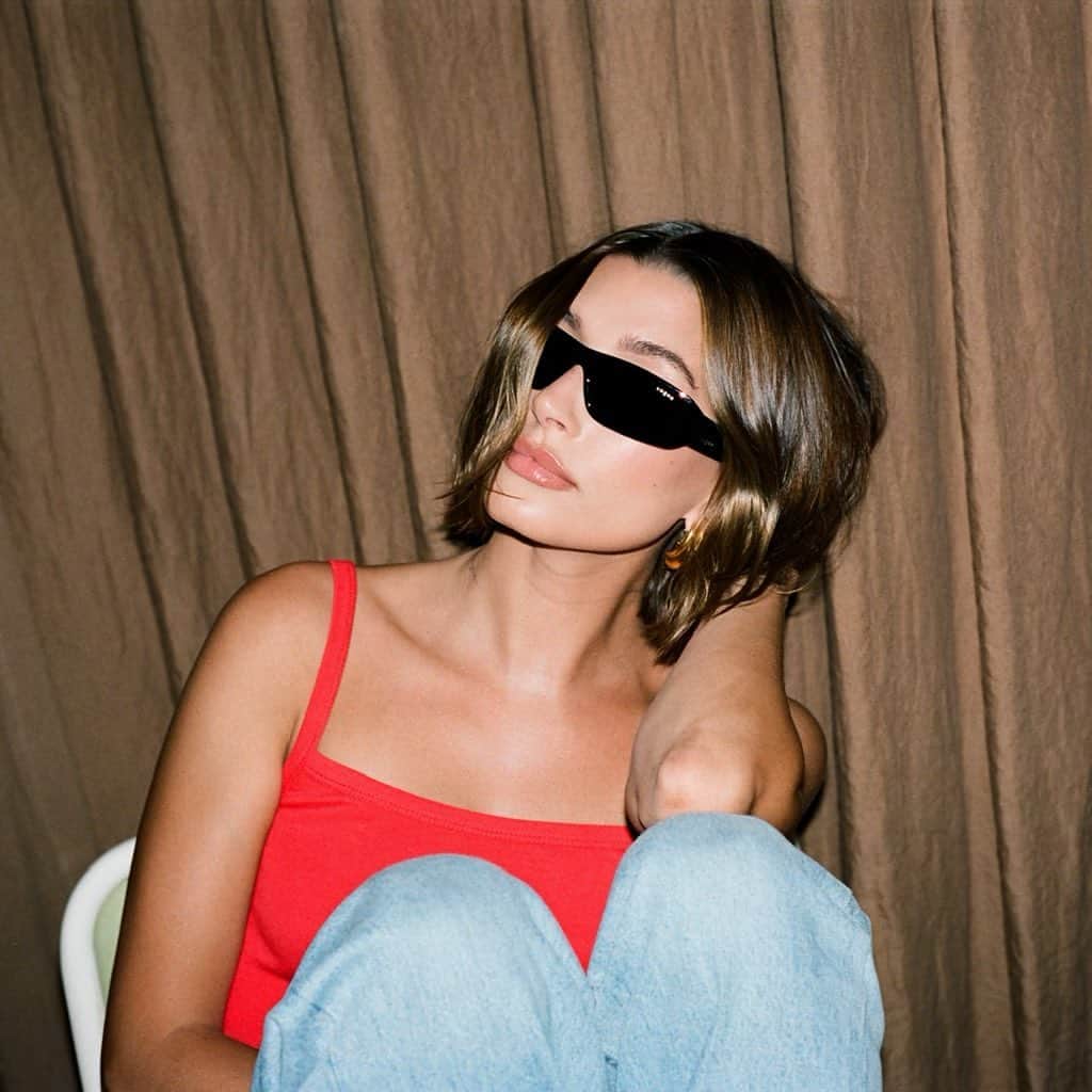 ハイレイ・ロード・ボールドウィンのインスタグラム：「my collection with @vogueeyewear #HaileyBieberXVogueEyewear 🫶🏼🤍」