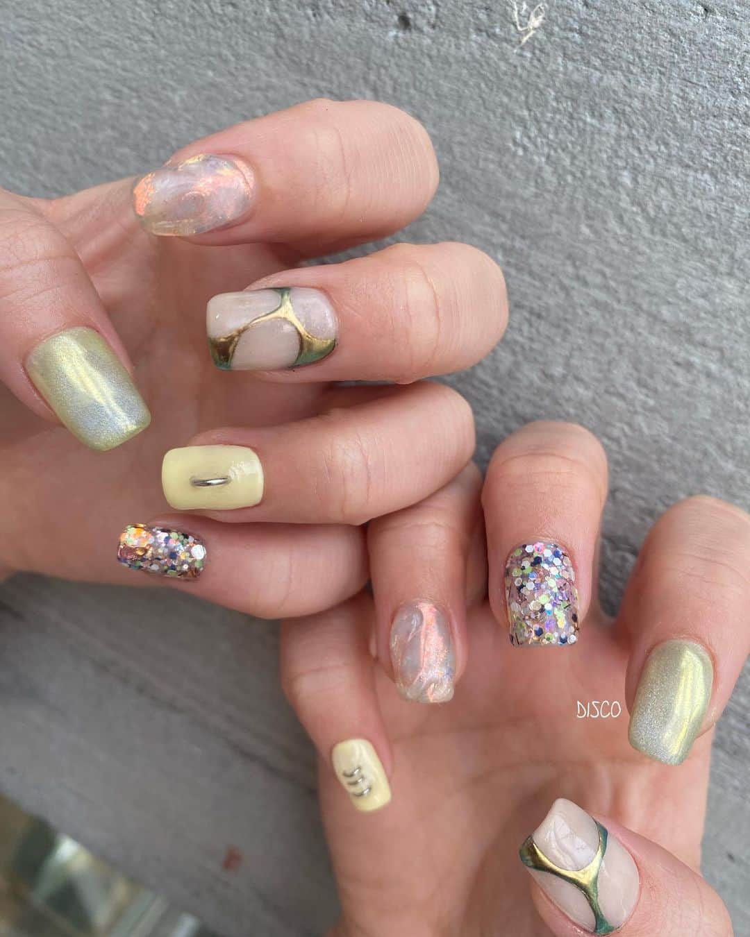 のインスタグラム：「🥂  Nail by @nagisakaneko (90min) #disconail @disco_tokyo」
