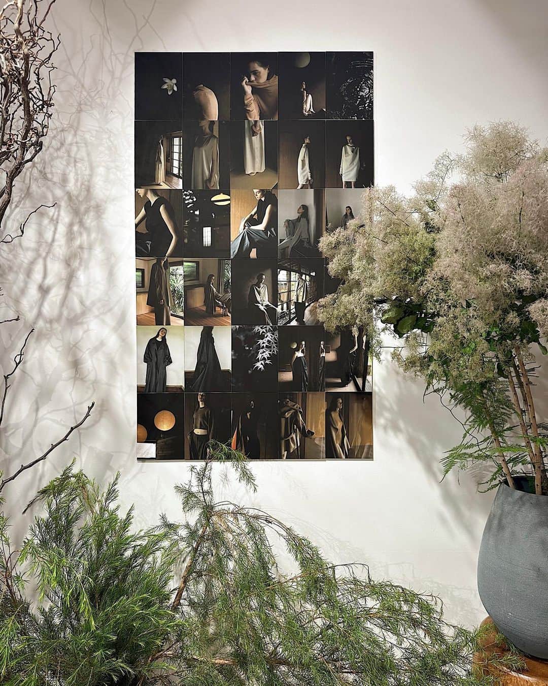 Yuuki mimuraのインスタグラム：「🧶🍃  . #ETRE 2023awの展示会へ…🤍  . @junna 久しぶりに会えて少しおしゃべりできたよん🫶🏽 LOVE🫶🏽🫶🏽🫶🏽  可愛くて悩む…😕💦 はやくオーダーしないと…  #展示会#etretokyo」