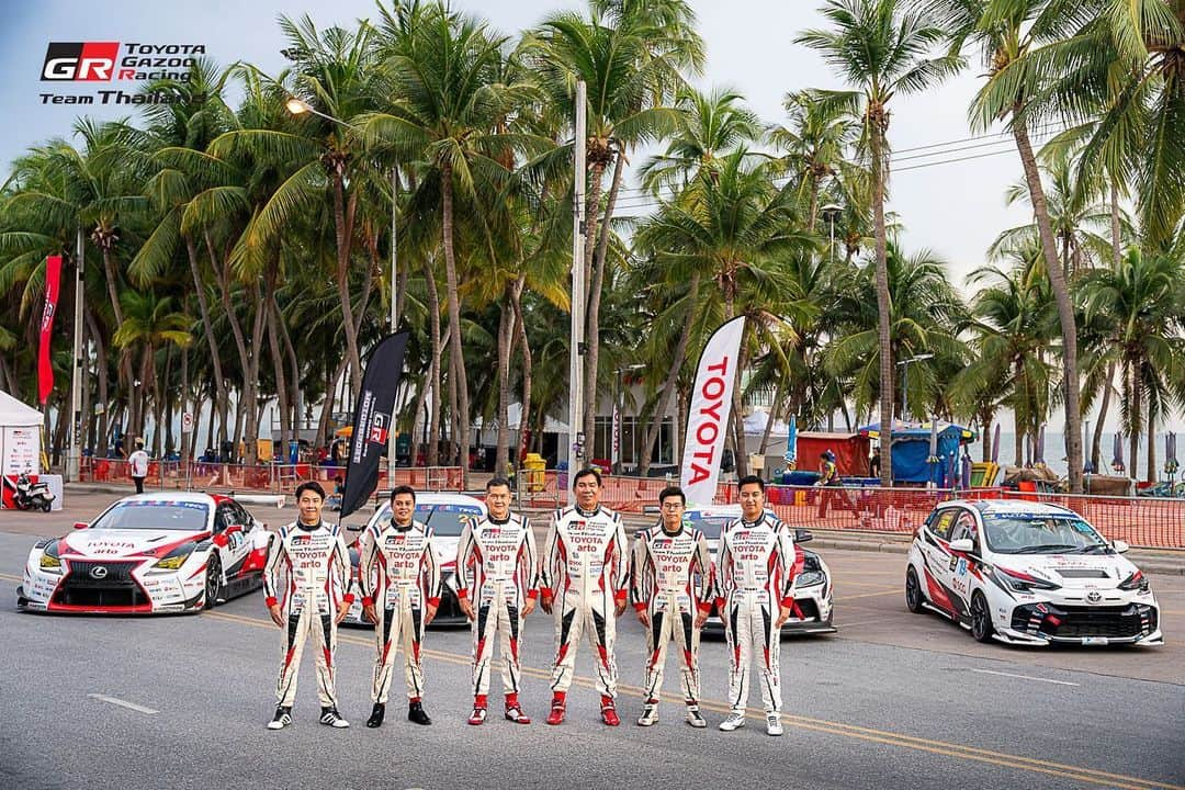 Toyota team thailandさんのインスタグラム写真 - (Toyota team thailandInstagram)「🚗TGRTT x Bangsaen GrandPrix 2023 🔥🌊ทะเลเดือดที่บางแสน  สุดสัปดาห์นี้ สนามเฉพาะกิจเลียบหาดบางแสน ที่มีเสน่ห์ที่สุดในโลก กับ TGRTT ที่จะลงแข่งขันรายการใหญ่ Thailand Super Series R.3-4: 🚗#24 Driver: ณัฐวุฒิ เจริญสุขะวัฒนะ (Nattavude C.) Car: Lexus RC-F Class: GTM AM 🚗#9 Drivers: ณัฐพงษ์  ห่อทองคำ (Nattapong H.) / มานัต กุละปาลานนท์ (Manat K.) Car: Lexus RC-F Class: GT3 Pro 🚗#19 Driver: สุทธิพงศ์ สมิตชาติ (Suttipong S.) Car: TOYOTA Supra GT4 Class: GT4 🚗#19  Driver: ณ ดล วัฒนธรรม (Na Dol V.) Class: Super Compact」6月29日 9時22分 - toyotagazooracingteamthailand