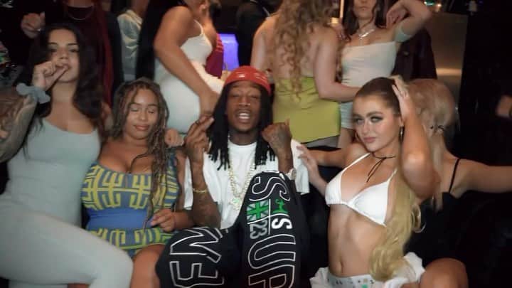 ウィズ・カリファのインスタグラム：「🚨New Video🚨”Swole Life”off the See Ya Mixtape. Stream now 🎶」