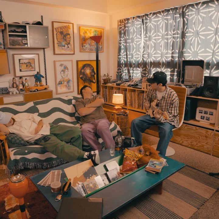ゲコのインスタグラム：「하루종일 🌧️ #다이나믹듀오 #2KOTB」