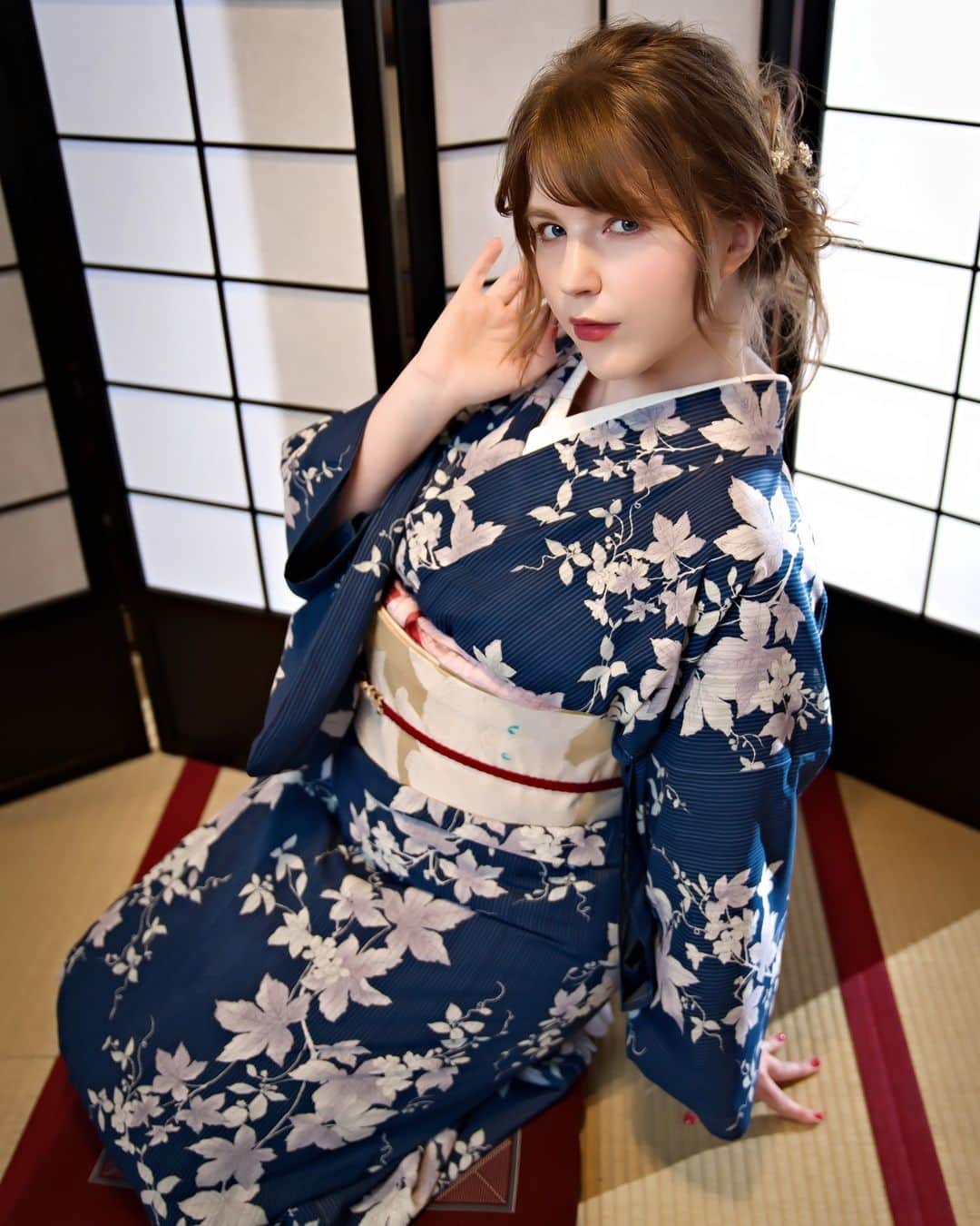 ジューン・ラブジョイさんのインスタグラム写真 - (ジューン・ラブジョイInstagram)「I wish you a very good and kinky Thursday 😘⠀ ⠀ 📸 @takahiro_ch ⠀ ⠀ #kimono #japan #model #tatami #japon #kimonogirl #japanesestyle #glamour⠀」6月29日 11時00分 - junelovejoyy