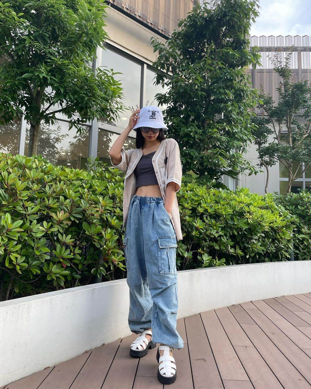 鈴木海那さんのインスタグラム写真 - (鈴木海那Instagram)「ストリートな日🤟🏿🤟🏿  #ootd #ootdfashion #今日のコーデ #ストリートファッション #gu #famous」6月29日 11時21分 - suzuki_miina