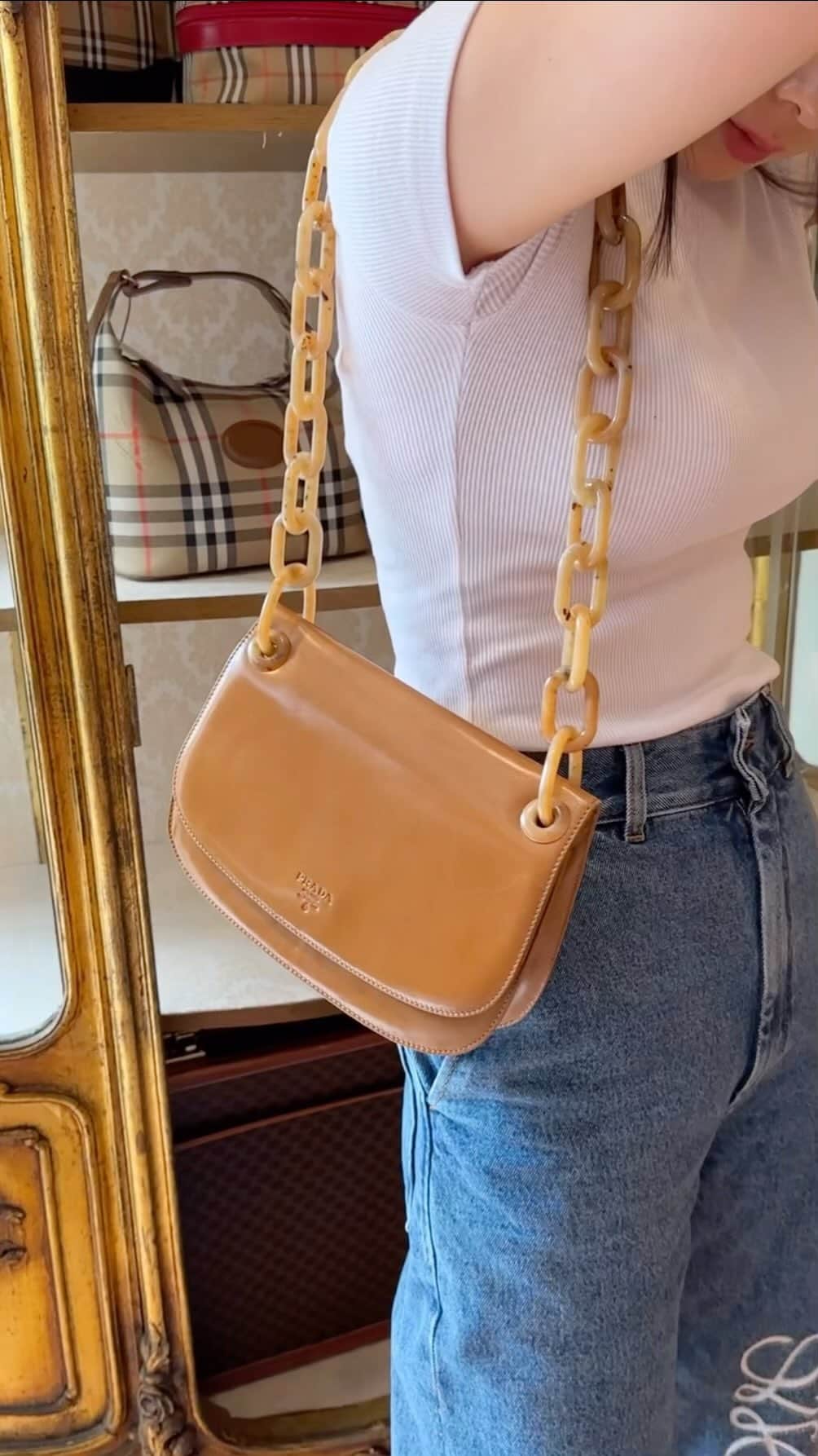 Vintage Brand Boutique AMOREのインスタグラム