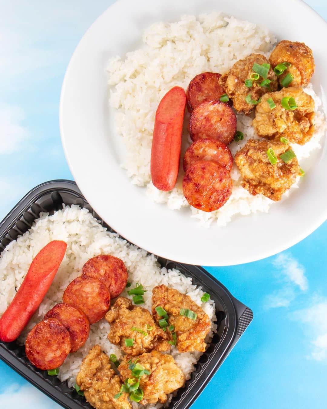 Zippy's Restaurantsのインスタグラム：「MAHALO FOR YOUR SUPPORT! 🤙 All limited edition HOLO cards have been given out, but no worries da Skyline Pac is still available! For $8.50, enjoy ‘um in-store or take ‘um to-go. No fo’get you have until July 30th to get your hands on a Skyline Pac at our Dillingham, Pearl City, Waiau, or Waipahu location!  #NextStopZippys #RideTheSky #SkylineHNL」