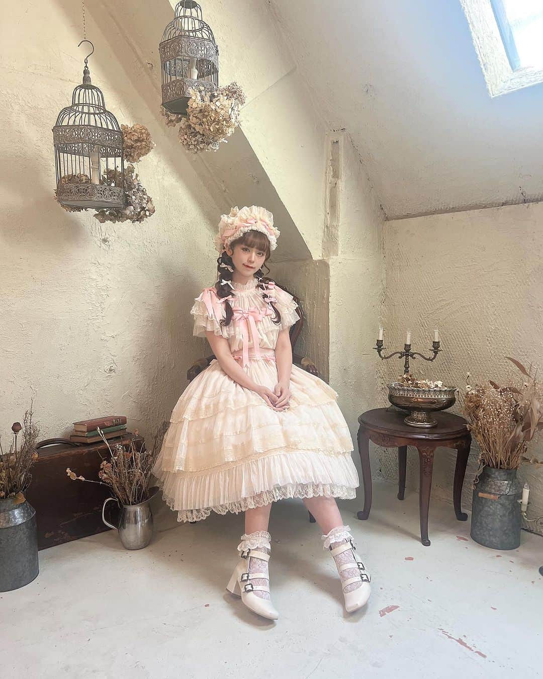 深澤翠さんのインスタグラム写真 - (深澤翠Instagram)「頭もりもりにするのってしあわせ @hoshibakoworks   #lolitafasion  #hoshibakoworks」6月29日 22時08分 - midorifukasawa