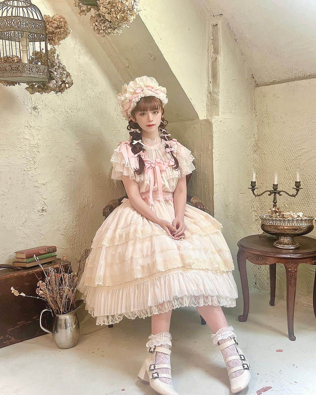 のインスタグラム：「頭もりもりにするのってしあわせ @hoshibakoworks   #lolitafasion  #hoshibakoworks」