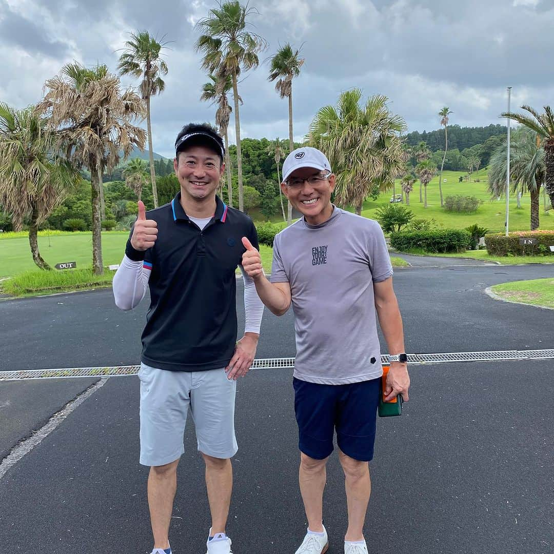 宮下純一さんのインスタグラム写真 - (宮下純一Instagram)「WBCサムライジャパンのヘッドコーチの白井一幸さんと一緒にラウンドさせていただきました☺️WBCでの裏話やコーチングへの思いなど本当に濃密な時間でした‼️いやーー大谷選手の活躍も人との出会いなんだなぁと感じました！白井さんに飛距離を褒めてもらえたの嬉しかったなぁ☺️#白井一幸 #wbc #質問攻めでごめんなさい」6月29日 22時09分 - junichi1017